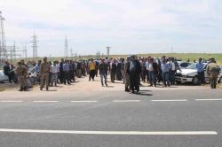 Viranşehir’de elektrik kesintileri protesto edildi foto