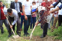 Batı Raman Kampüsü'nde fidan dikim töreni