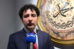 Hattat her eserinde Allah'ı hatırlamalı video foto