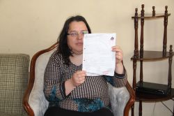 Çaresiz anne hasta kızına yardım bekliyor