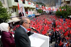 “Arabalarında silah taşıyanlar Türkiye’den kaçmaya başladı”
