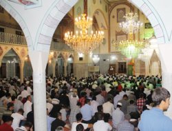 Depremzedeler İlk Teravihte Camileri Doldurdu