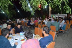 HÜDA PAR Gençlik Kolları’ndan sahur programı foto