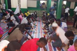 IHO-Ebrar Gine Bissau’da toplu iftar verdi foto