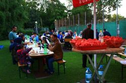 IGMG Almanya Anadolu Spor’dan mültecilere iftar foto