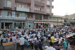 HÜDA PAR Dargeçit Temsilciliğinden halka açık iftar yemeği