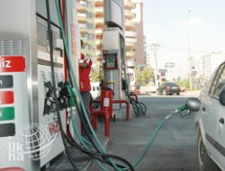 Benzine Bir Ayda İkinci Zam