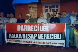 Darbecilerin katlettiği insanlar için gıyabi cenaze namazı kılındı