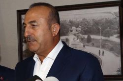 Bakan Çavuşoğlu’ndan AB Komiseri Hahn’a tepki