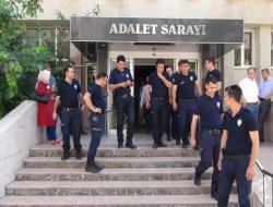 Batman’da 9 hakim ve savcı tutuklandı