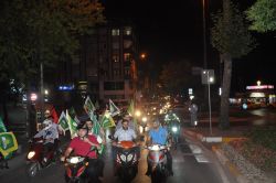 HÜDA PAR’dan darbe karşıtı araç konvoyu foto