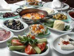 Sahursuz Tutulan Oruç Kilo Aldırıyor