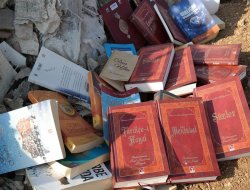 Rîsaleya Nûr û kitêbên Fethullah Gulenî li çopgehê hatin dîtin