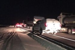 Sinan Jandarma Karakolu önüne terk edilen bomba yüklü kamyonet imha edildi