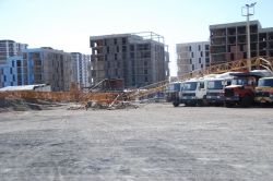 Diyarbakır’da kule vinci devrildi: 1 ölü