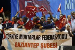 Gaziantep’te muhtarlardan nöbet tutan vatandaşlara destek video foto