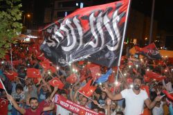 Camilerden toplatılıp cezaevlerine konulduk