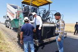 Batman’da köy yolu asfaltlandı