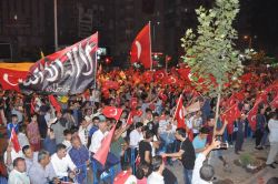 Batman’da darbe nöbeti 13’üncü gününde foto