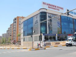 Kapatılan üniversitelerdeki öğrenciler başka üniversitelere yerleştirildi