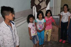 Yetimleriyle sahipsiz kalan anneye yardım eli uzatıldı