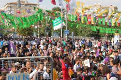 HDP mitinginde 10 kişi gözaltına alındı