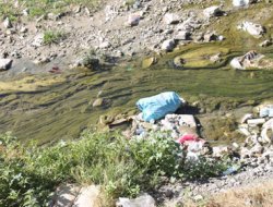 Akköprü Deresine Belediye Çöpü