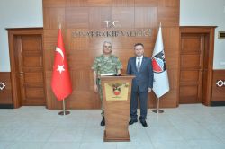 Korgeneral Sivri’den Diyarbakır Valisine ziyaret