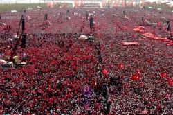 Liderler Yanikapı Meydanı’na geldi