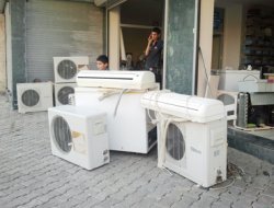 Elektrik Dalgalanması Halkı Perişan Etti