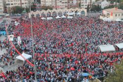 Bakan Akdağ Rabia Meydanı’nda konuştu