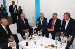 Cumhurbaşkanı Erdoğan liderlerle bir araya geldi foto