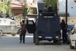 Batman merkezli FETÖ/PDY operasyonunda 45  gözaltı