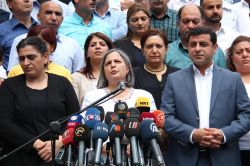 Demirtaş: Kayyumu çalıştırmayacağız!