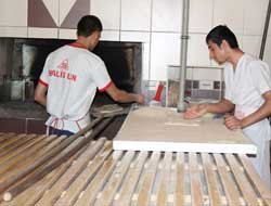 Oruçlu Ustaların Ateşle Mesaisi