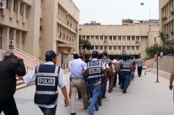 Batman’da 15 hakim, savcı ve polis tutuklandı