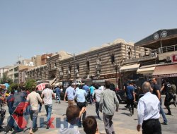 Cemaeta camiyê ji kesê ku xelkê tehrîk kir re bertekeke tund nîşan da