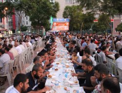 Adana Umut Der'den 500 Kişilik İftar