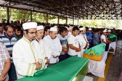 Bombalı saldırıda hayatını kaybeden 2 çocuk toprağa verildi