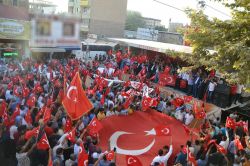 Viranşehir halkı PKK’ ye lanet yağdırdı video foto