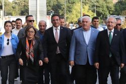 Kılıçdaroğlu, umarım böyle acılarla Türkiye bir daha karşılaşmaz video foto