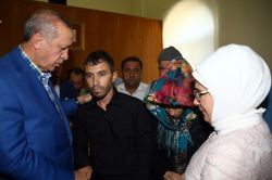 Cumhurbaşkanı Erdoğan, Gaziantep'teki  saldırıda ölenlerin ailelerini ziyaret etti