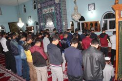 Ağrı’da gençler sabah namazında buluştu