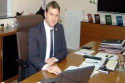 Görevden uzaklaştırılan Vali Yardımcısı ihraç edildi