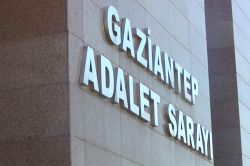 Gaziantep'te 73 polis tutuklandı