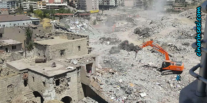 Yıkım ekibi mağdur ailelerin eşyalarını mı yağmalıyor?