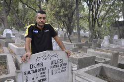 "Mezarlıklar bakımsız, yetkililer nerede?"