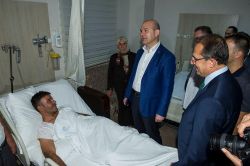 Bakan Soylu saldırıda yaralananları  ziyaret etti