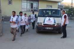 Mazıdağı’nda Yasinler ihtiyaç sahibi ailelere et ulaştırdı