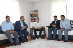 HÜDA PAR heyeti 28 Şubat ve FETÖ mağdurlarını ziyaret etti